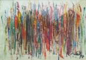 Des raclures de peinture rouge, étalées verticalement sur une feuille de papier toilé.